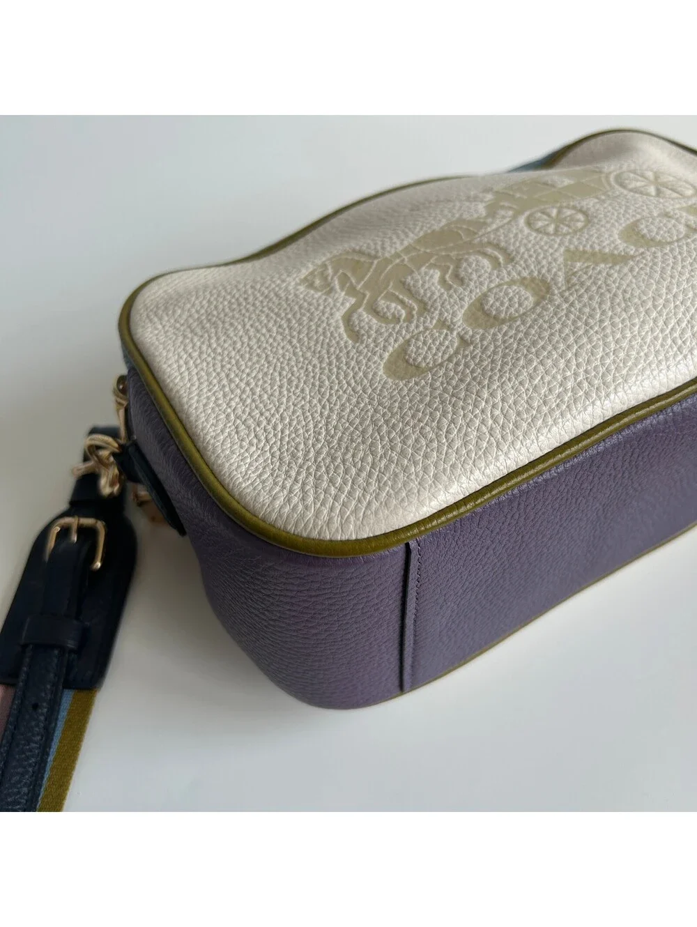 Coach discover jes